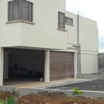 HS176 - Prime commercial property at Valentina